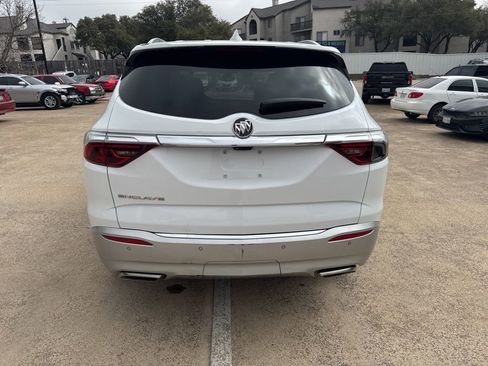 Used 2024 Buick Enclave Premium image 6