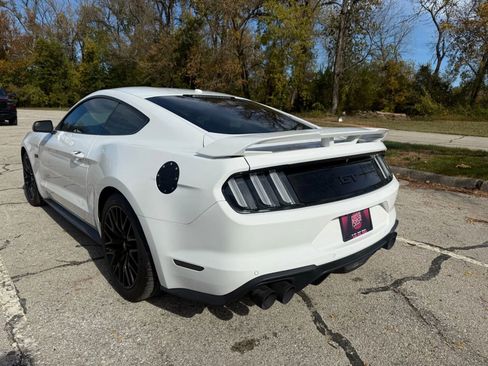 Used 2020 Ford Mustang GT Premium w/ GT Performance Package image 7