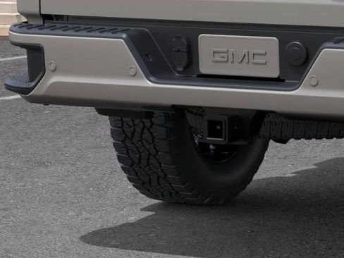New 2026 GMC Sierra 2500 AT4 w/ AT4 Premium Plus Package AWD/4WD image 38
