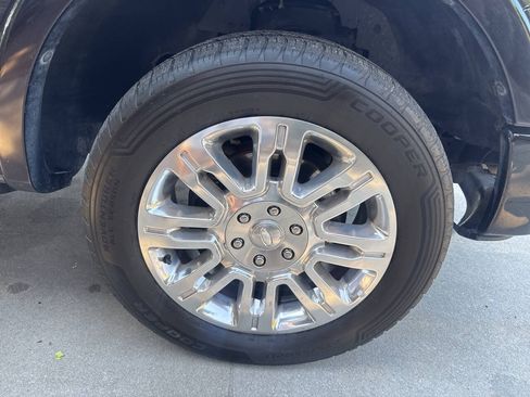 Used 2013 Ford F150 Platinum AWD/4WD image 29