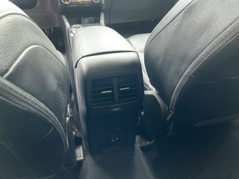 Used 2022 Ford Escape SEL image 22