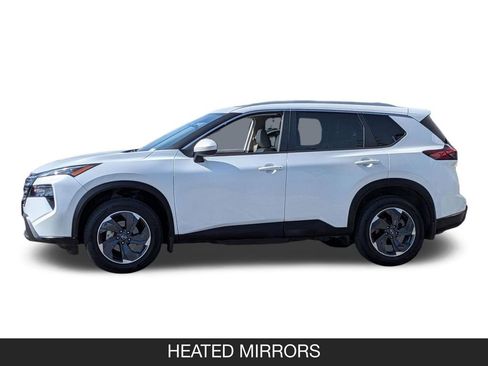 Used 2024 Nissan Rogue SV w/ SV Premium Package FWD image 5