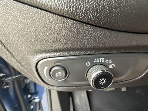 Certified 2024 Chevrolet Equinox LT AWD/4WD image 17