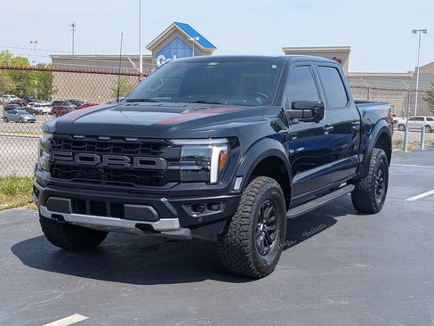 Used 2025 Ford F150 Raptor AWD/4WD image 3
