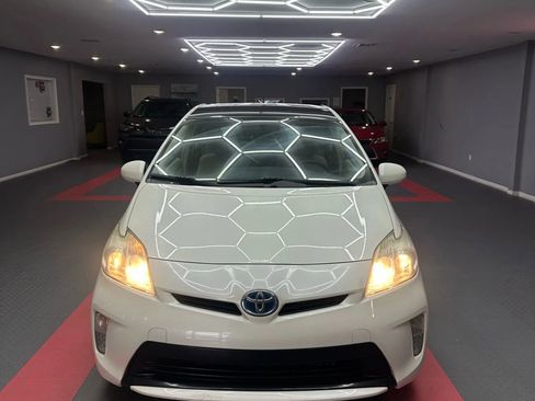 Used 2013 Toyota Prius Three w/ Solar Roof Pkg image 8