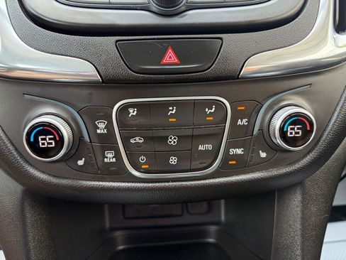 Used 2020 Chevrolet Equinox LT AWD/4WD image 14