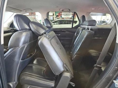 Used 2024 Honda Pilot EX-L image 6