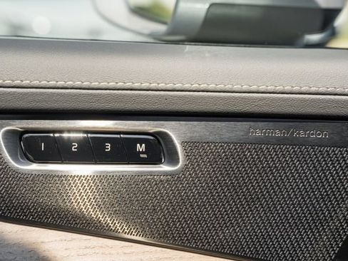New 2027 Volvo XC90 B6 Plus AWD/4WD image 42