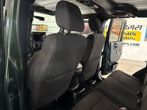 Used 2012 Jeep Wrangler Unlimited Sport AWD/4WD image 29