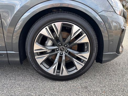 New 2026 Audi Q8 Premium Plus image 25
