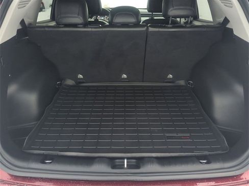 Used 2022 Jeep Compass Limited image 23