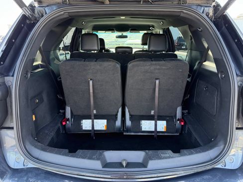 Used 2017 Ford Explorer XLT w/ Equipment Group 202A FWD image 11
