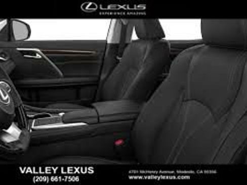 Used 2020 Lexus RX 350L FWD w/ Premium Package image 11