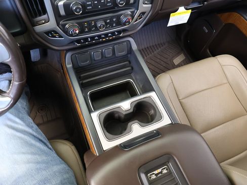 Used 2018 GMC Sierra 1500 SLT AWD/4WD image 51