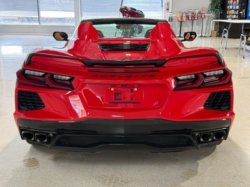 Used 2024 Chevrolet Corvette Stingray Preferred Conv w/ Z51 Performance Package RWD image 7