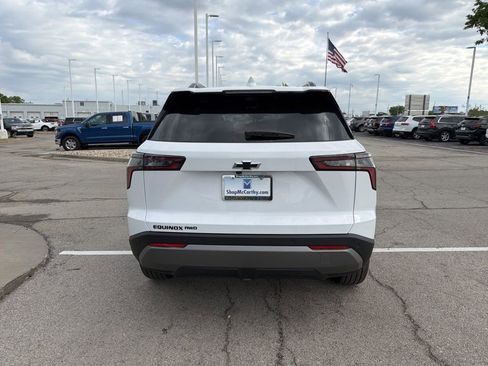 New 2026 Chevrolet Equinox LT AWD/4WD image 4
