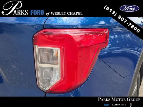 Used 2021 Ford Explorer XLT w/ Equipment Group 202A RWD image 7
