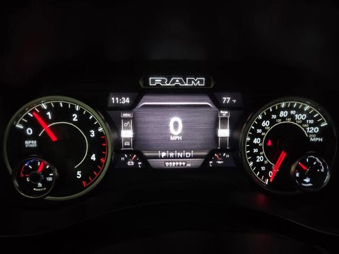 Used 2022 RAM 2500 Laramie AWD/4WD image 12