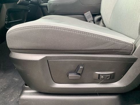 Used 2024 RAM 2500 Big Horn w/ Bed Utility Group image 37