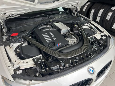 Used 2016 BMW M4 Convertible RWD image 30