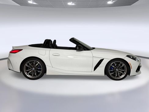 Used 2024 BMW Z4 M40i w/ Premium Package RWD image 8