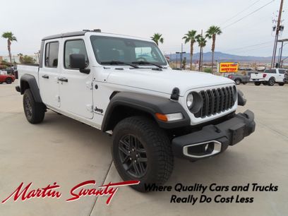 Used 2025 Jeep Gladiator Sport