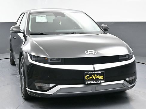 Used 2022 Hyundai Ioniq 5 SE w/ Cargo Package image 2