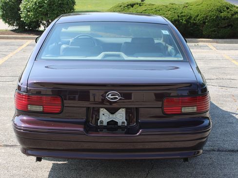 Used 1996 Chevrolet Impala SS RWD image 27