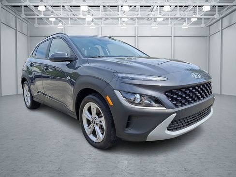 Used 2023 Hyundai Kona SEL AWD/4WD image 7