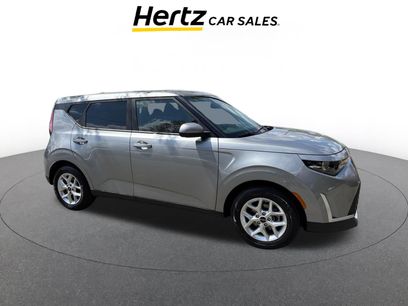 Used 2025 Kia Soul LX w/ LX Technology Package