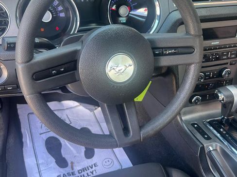 Used 2011 Ford Mustang Coupe w/ 101A Rapid Spec Order Code RWD image 15