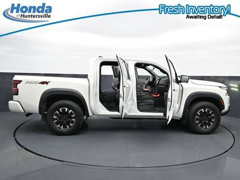 Used 2023 Nissan Frontier PRO-4X w/ Pro Convenience Package AWD/4WD image 49