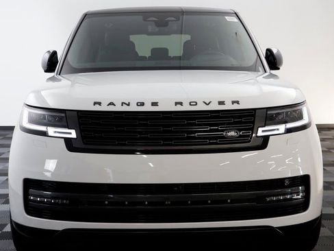 New 2025 Land Rover Range Rover Long Wheelbase SE image 20
