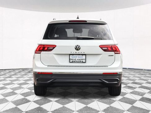 Used 2022 Volkswagen Tiguan S AWD/4WD image 11