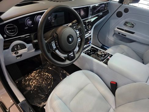 Used 2024 Rolls-Royce Spectre w/ Spectre Launch Package AWD/4WD image 8