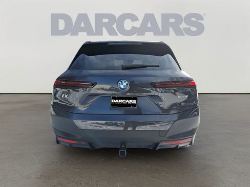 Used 2025 BMW iX xDrive50 w/ Premium Package image 5