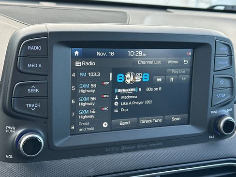 Used 2021 Hyundai Kona Limited w/ Cargo Package image 18