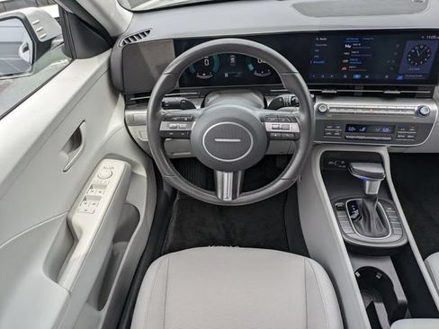 Certified 2024 Hyundai Kona SEL FWD image 16