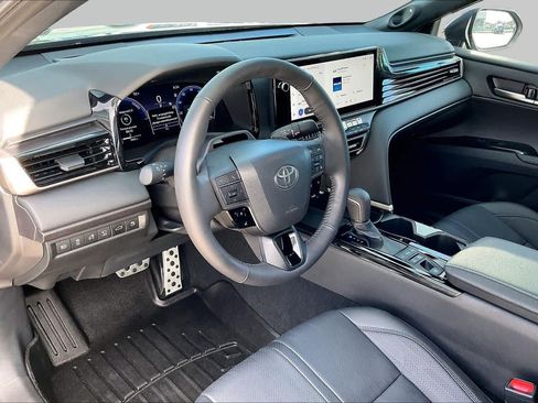 Used 2026 Toyota Camry XSE w/ Premium Plus Package FWD image 18