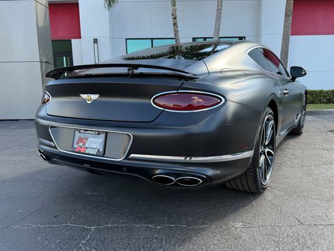 Used 2022 Bentley Continental GT image 19