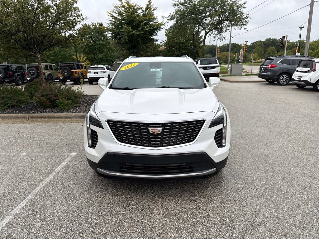 Used 2022 Cadillac XT4 Premium Luxury w/ Enhanced Visibility Package AWD/4WD image 3