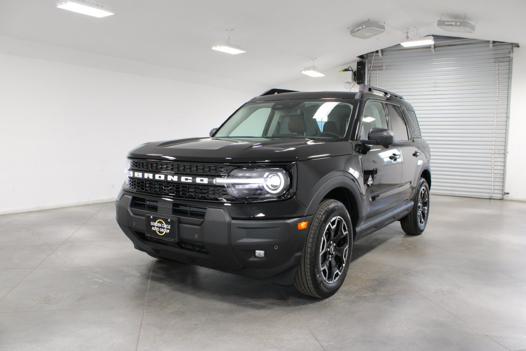 New 2026 Ford Bronco Sport Outer Banks w/ Outer Banks Tech Package+ AWD/4WD image 3