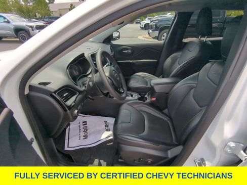 Used 2023 Jeep Cherokee Altitude Lux AWD/4WD image 24