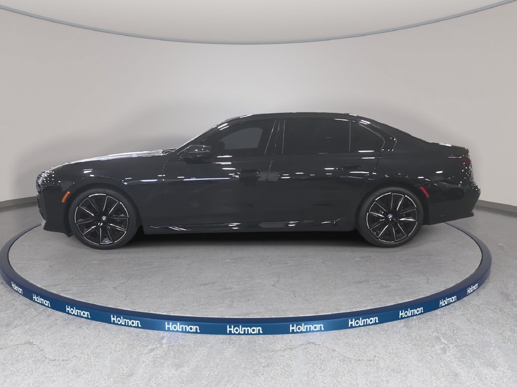Certified 2023 BMW i7 xDrive60 AWD/4WD image 9