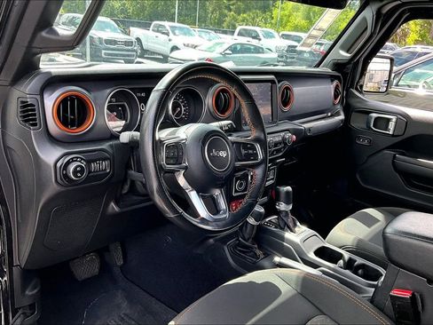 Used 2021 Jeep Gladiator Mojave AWD/4WD image 17