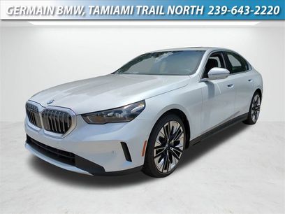 New 2025 BMW 530i w/ Premium Package