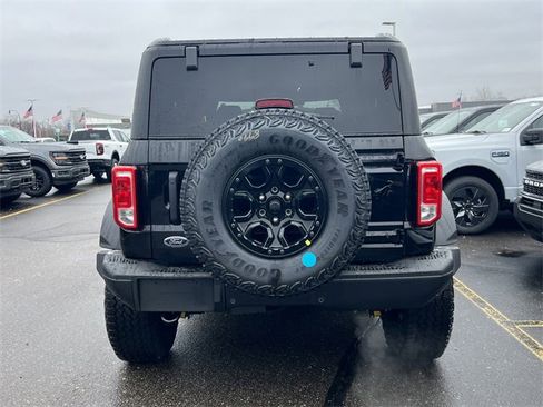 New 2025 Ford Bronco Big Bend w/ Black Diamond Package image 5