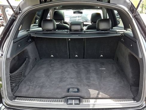 Used 2020 Mercedes-Benz GLC 300 w/ Premium Package image 29
