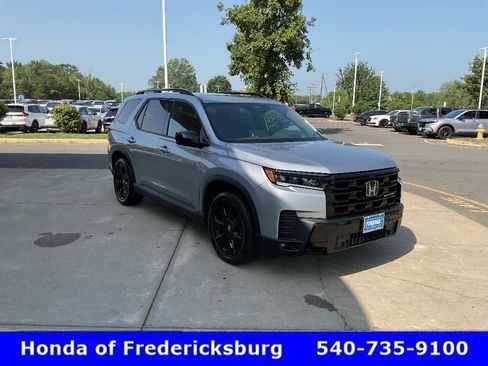 Used 2026 Honda Pilot Black Edition image 7