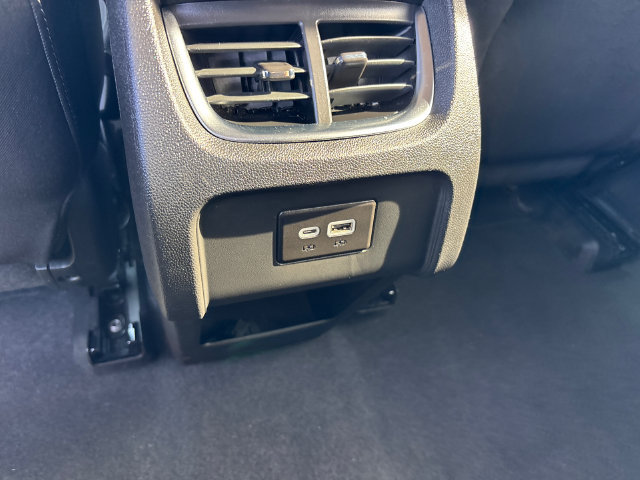 Used 2024 Chevrolet Blazer LT w/ Convenience Package FWD image 13